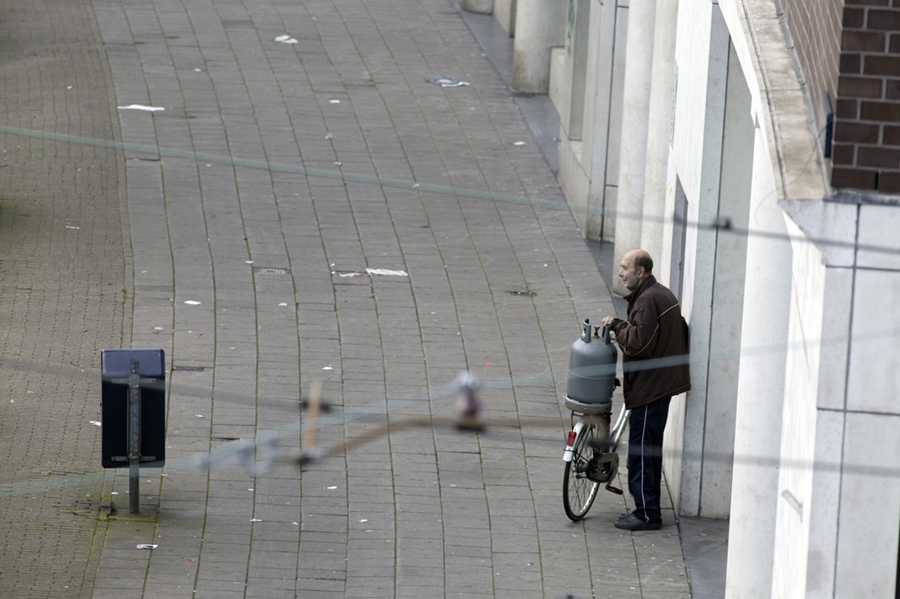 Netherlands, Artist: Geert van Kesteren, Title: Schraal (poor)